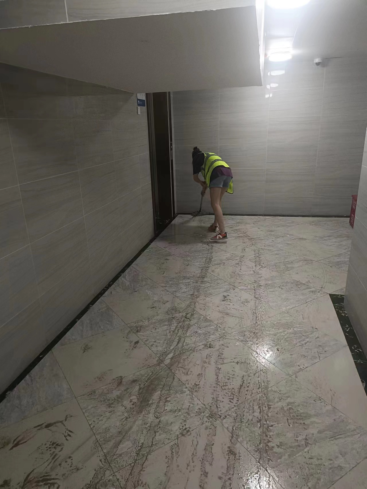 山水管家保潔 對客戶負責就是對自己負責!